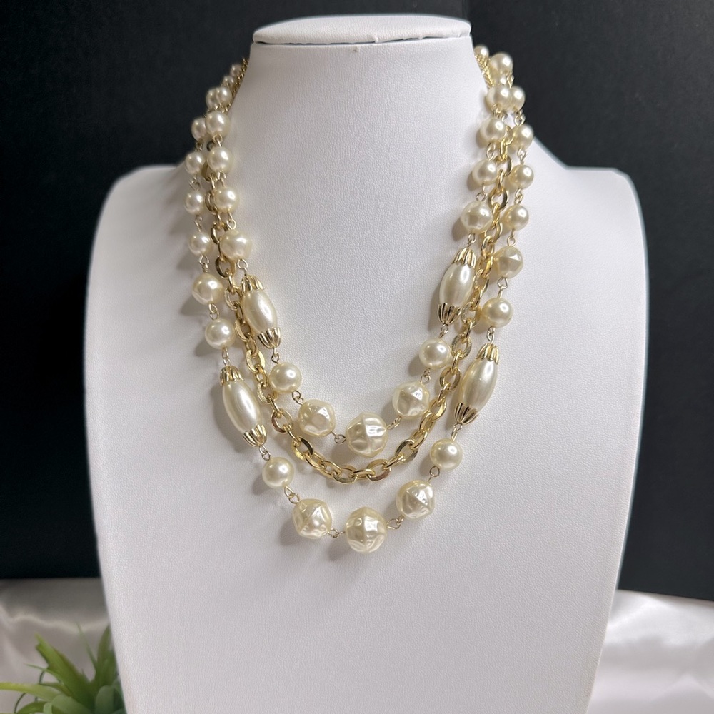 1970s Japan Vintage Gold Tone Pearl Triple Layer Necklace
